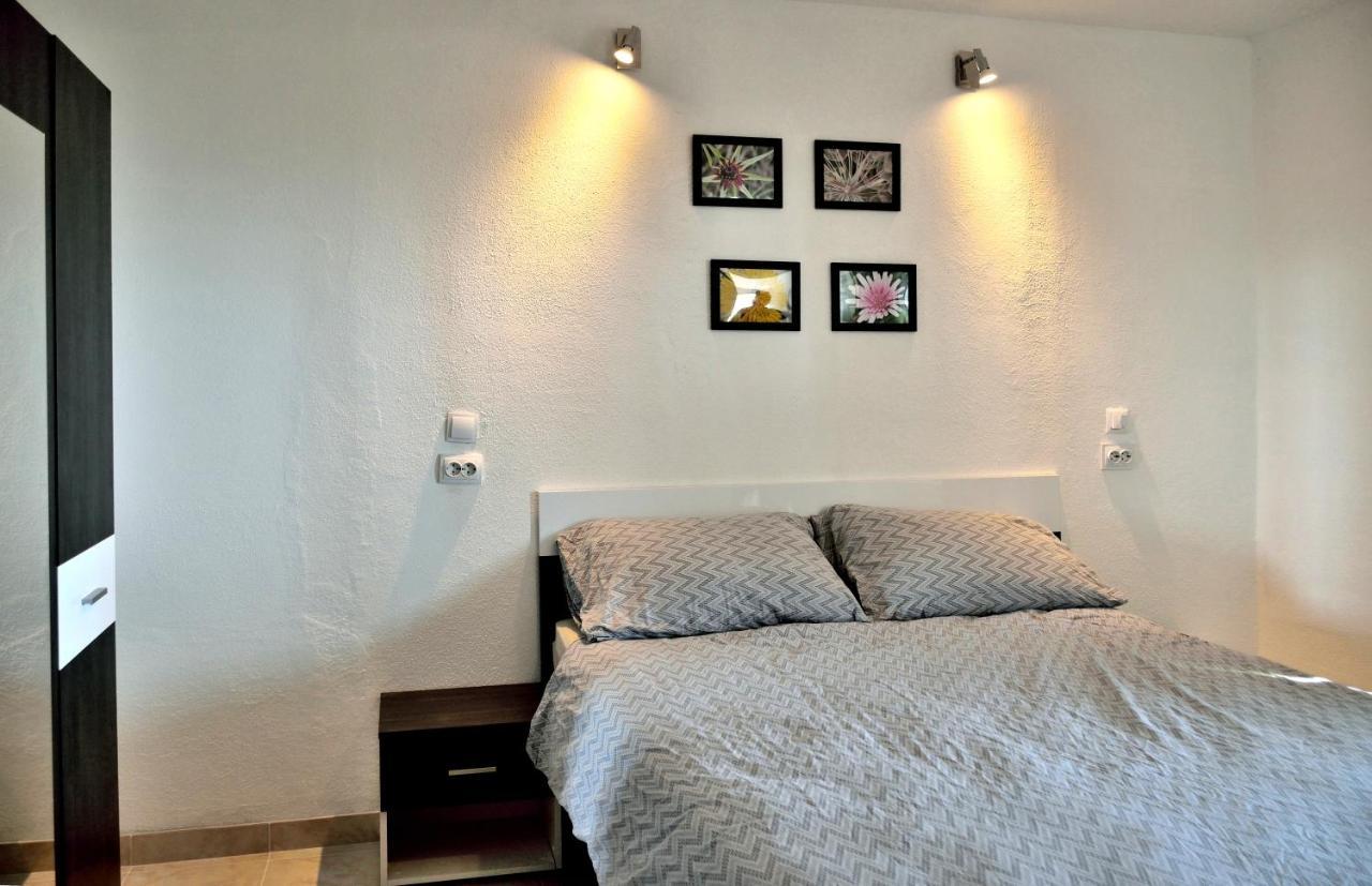 B&B On The Rocks Blizna Donja Экстерьер фото